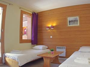 Studio divisible rénové avec balcon et animaux acceptés à Valmorel - FR-1-291-788