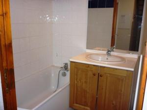 Duplex lumineux 4 pièces, proche pistes, parking privé - FR-1-262-135