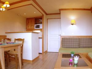 Charmant 2 pièces avec balcon, animaux acceptés - FR-1-291-736