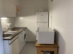 Appartements Confortable T2 a 20m des pistes, 6 pers, avec WIFI, loggia et cuisine equipee - FR-1-262-80 : photos des chambres