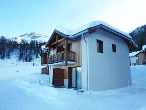 Chalets Chalet Les Orres, 3 pieces, 6 personnes - FR-1-322-63 : photos des chambres