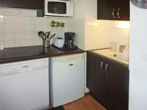 Appartement de standing avec piscine, sauna, hammam et WiFi aux Orres 1800 - FR-1-322-69