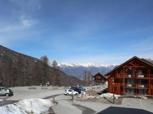 Appartement de standing avec piscine, sauna, hammam et WiFi aux Orres 1800 - FR-1-322-69