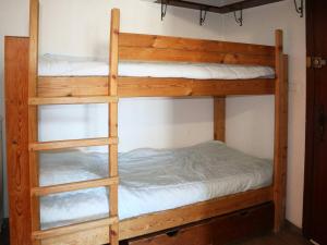 Appartement 4 pers, skis aux pieds, en station - FR-1-322-78