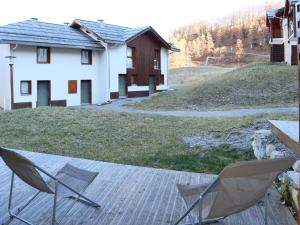 Chalet mitoyen avec piscine, sauna et hammam aux Orres 1800 - FR-1-322-108