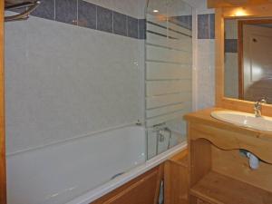 Appartement Confortable 8 Pers avec Piscine Chauffée et Sauna, au Pied des Pistes à Les Orres 1800 m - FR-1-322-241