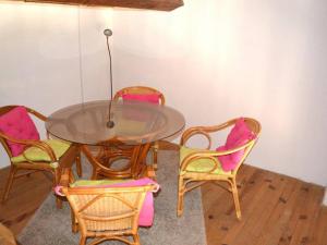 Maisons de vacances Villa 4 pieces avec jardin arbore proche mer, calme et grands espaces - Argeles-sur-Mer - FR-1-225-460 : photos des chambres