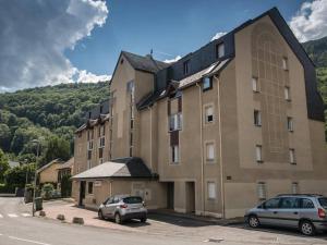 Appartement cosy 6 pers, centre Saint-Lary, balcon sud, parking, 2 chambres, classé 2 étoiles - FR-1-296-142