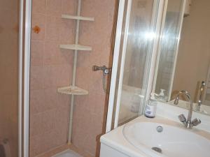 Appartements Appartement Cabourg, 2 pieces, 4 personnes - FR-1-465-21 : photos des chambres