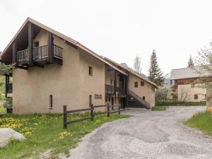 Appartements Appartement Le Monetier-les-Bains, 3 pieces, 6 personnes - FR-1-330F-27 : photos des chambres