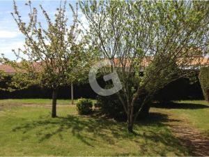 Maison familiale proche plage avec jardin et parking à Saint-Vincent-sur-Jard - FR-1-194-373