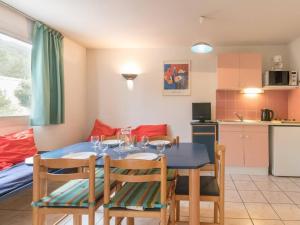 Appartements Charmant 2 pieces cabine avec balcon, proche telecabine et centre de Briancon - 4 pers. - FR-1-330C-24 : photos des chambres