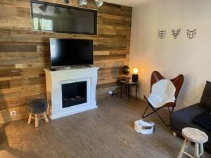 Appartement chaleureux 8 pers, 3 chambres, proche pistes à Eaux-Bonnes - FR-1-400-35