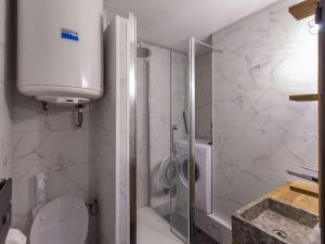 Appartements Appartement chaleureux 8 pers, 3 chambres, proche pistes a Eaux-Bonnes - FR-1-400-35 : photos des chambres