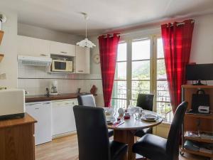 Appartement T2 cabine pour 6 pers, parking inclus, face aux télécabines - FR-1-401-19