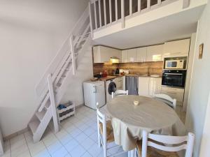 Pavillon Studio Mezzanine 4 Pers avec Piscine, Terrasse et Parking à Argelès-sur-Mer - FR-1-388-91