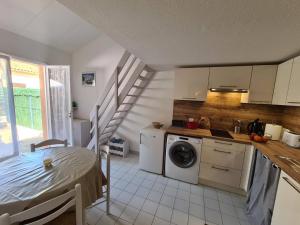 Pavillon Studio Mezzanine 4 Pers avec Piscine, Terrasse et Parking à Argelès-sur-Mer - FR-1-388-91