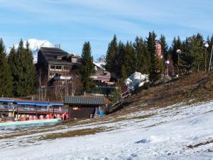 Bel appartement 4 pièces pour 810 personnes en duplex, avec vue sur les pistes, skis aux pieds et proche des commerces dans le village des Villards à Arc 1800 - FR-1-411-45