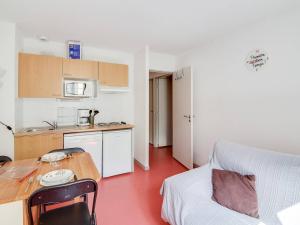 Appartement T2 avec coin nuit, face télécabine, 4 pers, plein centre, Cauterets - FR-1-401-7