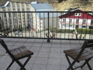 Appartement cosy 4 pers avec parking, terrasse, local à skis - FR-1-403-21