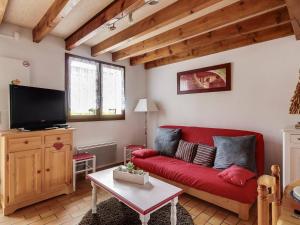 Chalet 2 chambres, 6 pers, terrasse, balcon, parking, wifi, près ski et commerces - FR-1-401-52