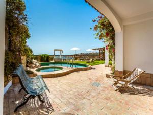 Beautiful Algarve Villa 5 Bedrooms Villa Pilar Amazing Beach & Sea Views