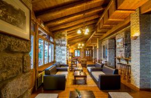 Pigi Tarlampa Hotel Korinthia Greece