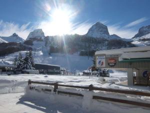 Studio lumineux pour 6 personnes près des pistes et des commerces - FR-1-400-63