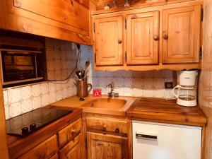 Appartements Appartement Val-d'Isere, 3 pieces, 4 personnes - FR-1-411-168 : photos des chambres