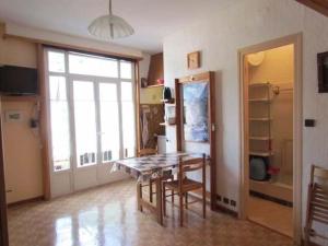 Studio cosy au centre de Cauterets, balcon, proche télécabines, pour 2 personnes - FR-1-401-85