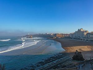 Studio cosy à Biarritz avec vue sur l'océan, 2e étage, ascenseur - FR-1-3-483