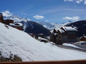 Appartement rénové 4 pièces, 8 pers, près des pistes, Vallandry, parking, balcon sud - FR-1-411-154