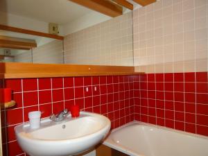 Appartement duplex skis aux pieds 6 personnes aux Arcs, animaux admis - FR-1-411-222