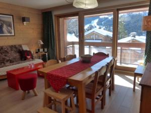 Appartement rénové 2 pièces à Méribel, vue montagne - FR-1-411-517