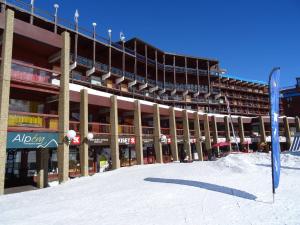Studio ski aux pieds pour 4 à Arc 2000 - FR-1-411-423