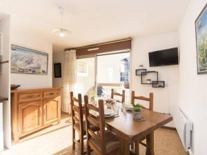 Appartement Type 2 Sud avec Balcon et Parking Privé - FR-1-296-261