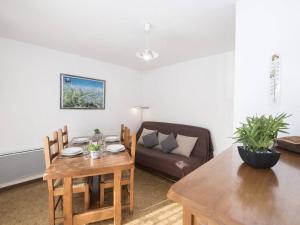 Appartement Type 2 Sud avec Balcon et Parking Privé - FR-1-296-261