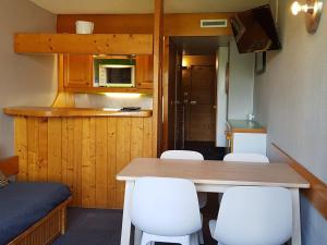 Studio skis aux pieds pour 5 pers, Les Arcs 1800, animaux admis - FR-1-411-475