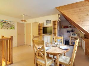 Appartement charmant 2 chambres, 6 pers., cuisine, parking couvert, centre Cauterets et télécabine - FR-1-401-106