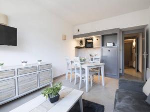 Appartements Studio Saint-Lary-Soulan, 1 piece, 4 personnes - FR-1-296-257 : photos des chambres