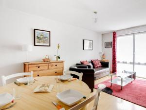 Appartement 2 Chambres + Coin Nuit, Face Télécabine, Centre de Cauterets - FR-1-401-129