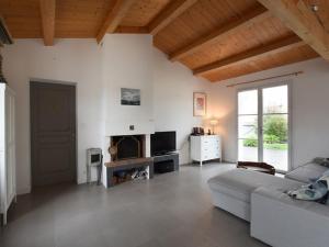 Maisons de vacances Maison Les Portes-en-Re, 4 pieces, 6 personnes - FR-1-434-59 : photos des chambres