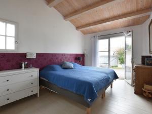 Maisons de vacances Maison Les Portes-en-Re, 4 pieces, 6 personnes - FR-1-434-59 : photos des chambres