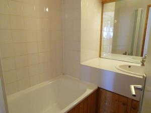 Appartement ensoleillé 2 pièces au pied des pistes, balcon, 5 pers. - FR-1-411-527