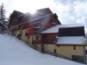 Appartements Appartement Landry-Vallandry, 2 pieces, 5 personnes - FR-1-411-527 : photos des chambres