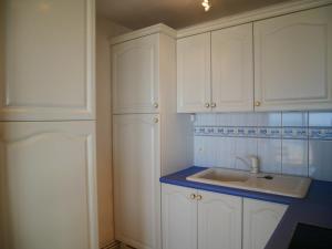 Quiberon: Appartement 3 pièces avec balcon et parking près du centre - FR-1-478-37