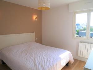 Quiberon: Appartement 3 pièces avec balcon et parking près du centre - FR-1-478-37