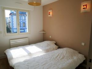 Quiberon: Appartement 3 pièces avec balcon et parking près du centre - FR-1-478-37