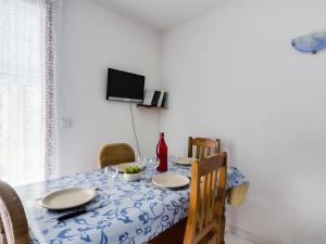 Appartement T2 cabine à Luz-Saint-Sauveur, parking privé, animaux bienvenus - FR-1-402-79