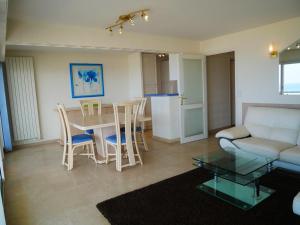 Appartements Appartement Quiberon, 3 pieces, 4 personnes - FR-1-478-37 : photos des chambres